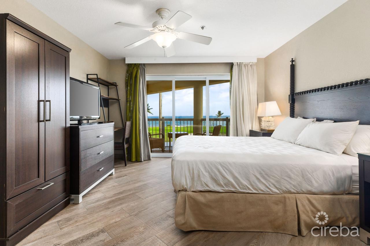 GRAND CAYMANIAN GOLFVIEW