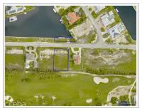 414604, CRYSTAL HARBOUR CANAL/GOLF VIEW LOT WITH DOCK